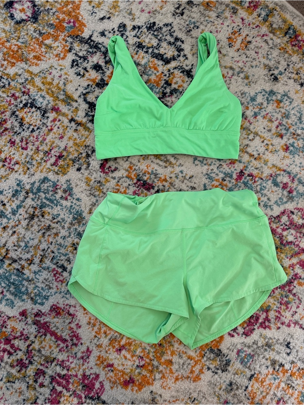 Lululemon speed up shorts and align v neck sports bra matching set or sold sep.